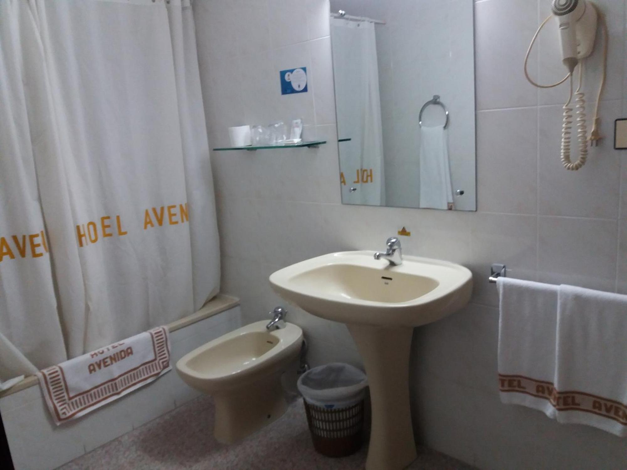 Hotel Avenida Gijon Centro Zewnętrze zdjęcie
